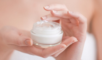 Hàng trăm mỹ phẩm bị thu hồi số công bố chỉ trong một ngày Hàng trăm mỹ phẩm bị thu hồi số công bố chỉ trong một ngày